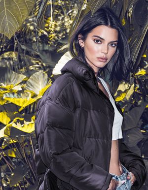 Kendall + Kylie / mmsport.pl branding image